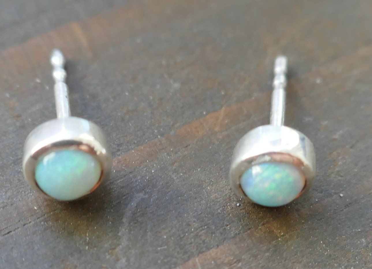 Orecchini pendenti & Orecchini a lobo: Opal Ohrstecker in Silber / Handgemacht – Nuovo (secondo la descrizione) da Arboldswil venduto da estrella925 2