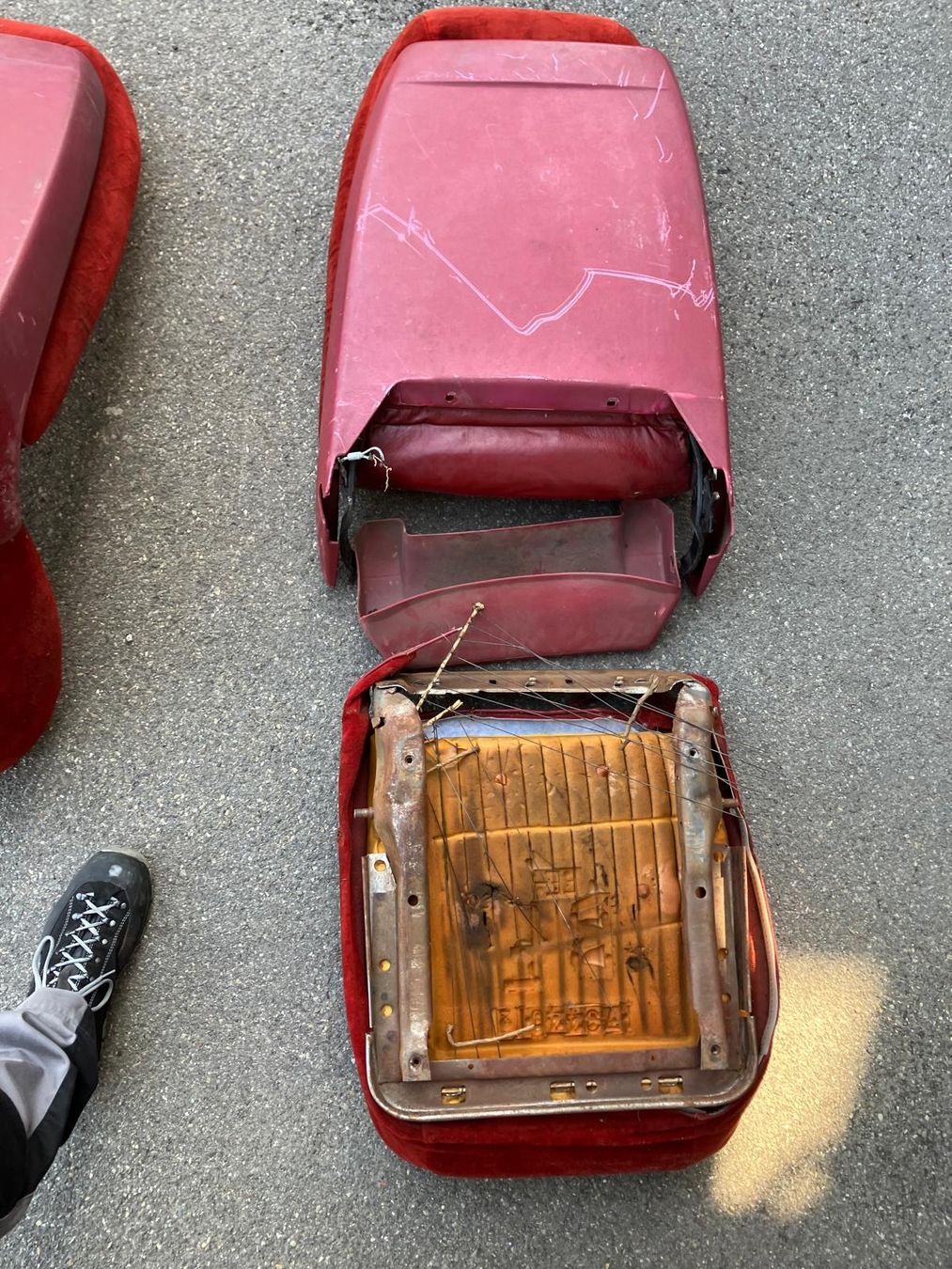 Chevrolet Tutti pezzi di ricambio auto: Sitzgarnitur Camaro/ Firebird 71-80jg – Usato da Enggistein venduto da Lehmannnn 6