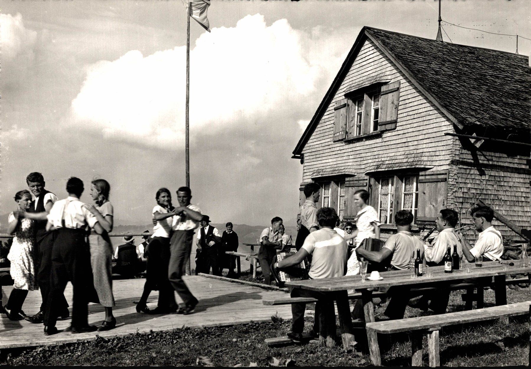 Cartoline postali: Wirtschaft Oberbächen ob Ebnat-Kappel – Usato da Bronschhofen venduto da Astore