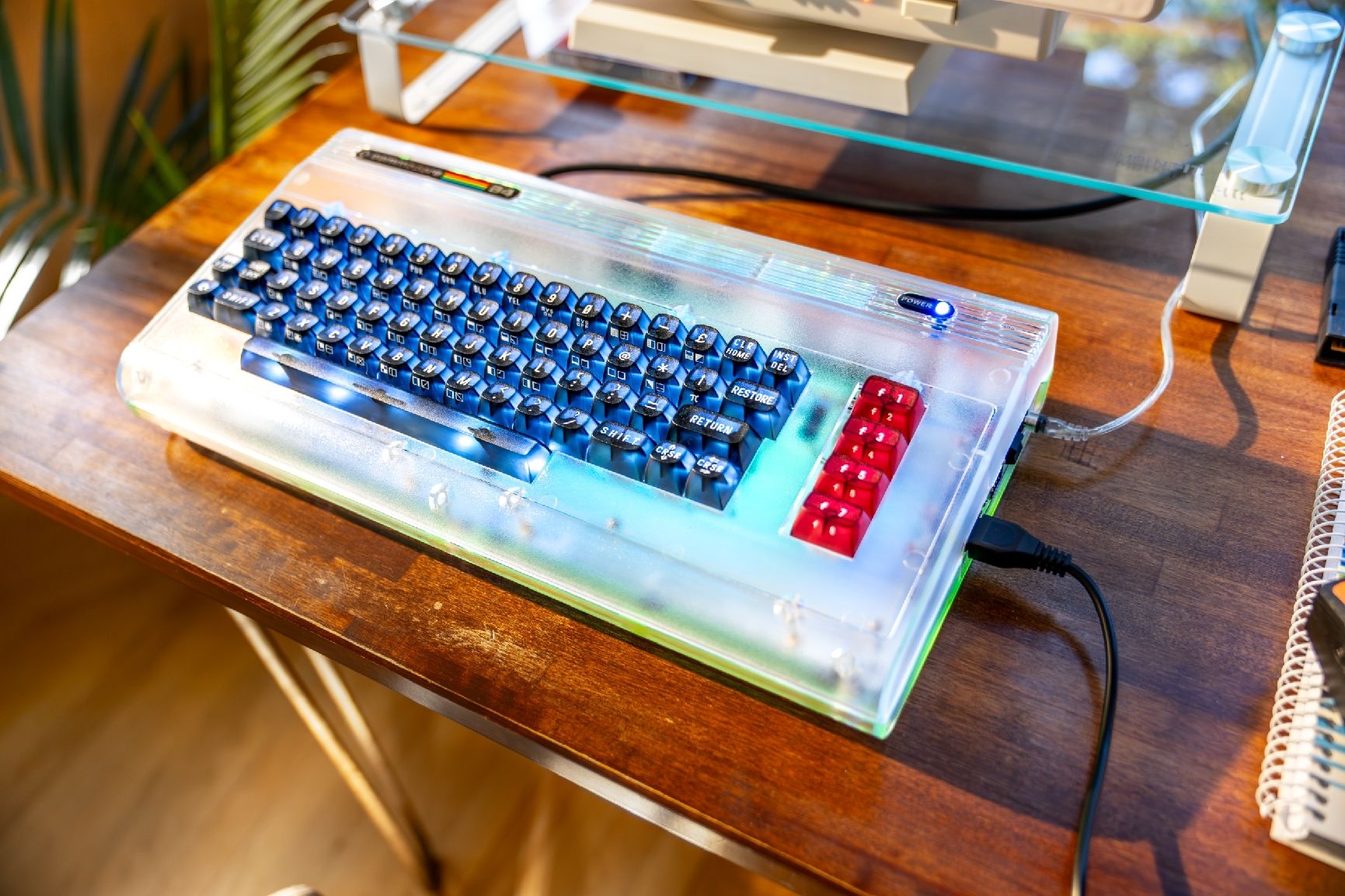 Commodore PCs: Commodore 64 Ultimate Starlight Edition - neu und ungeöffnet – Neu und originalverpackt aus Frauenfeld von Meerman 5