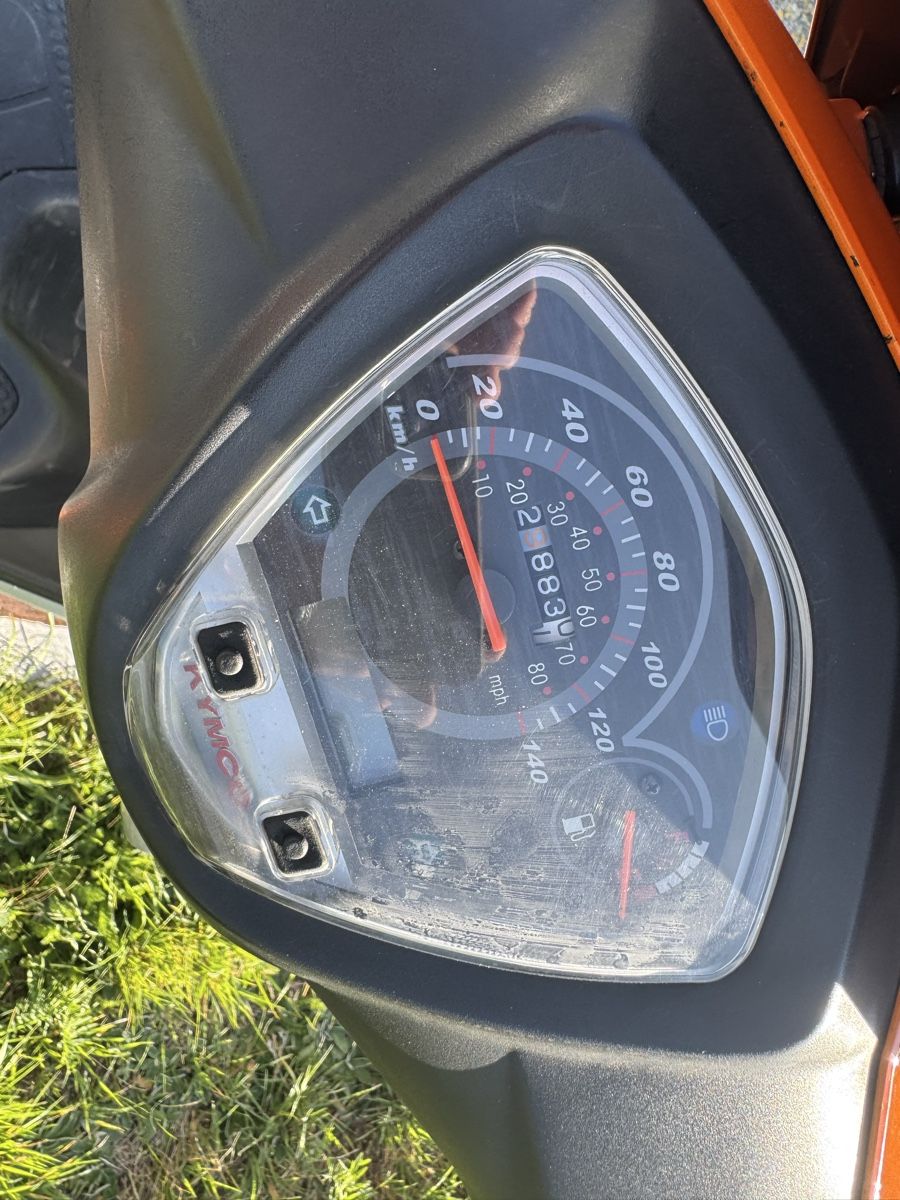 Kymco Scooters: KYMCO Super8 125 – D'occasion à Samedan par per_n2h9 2