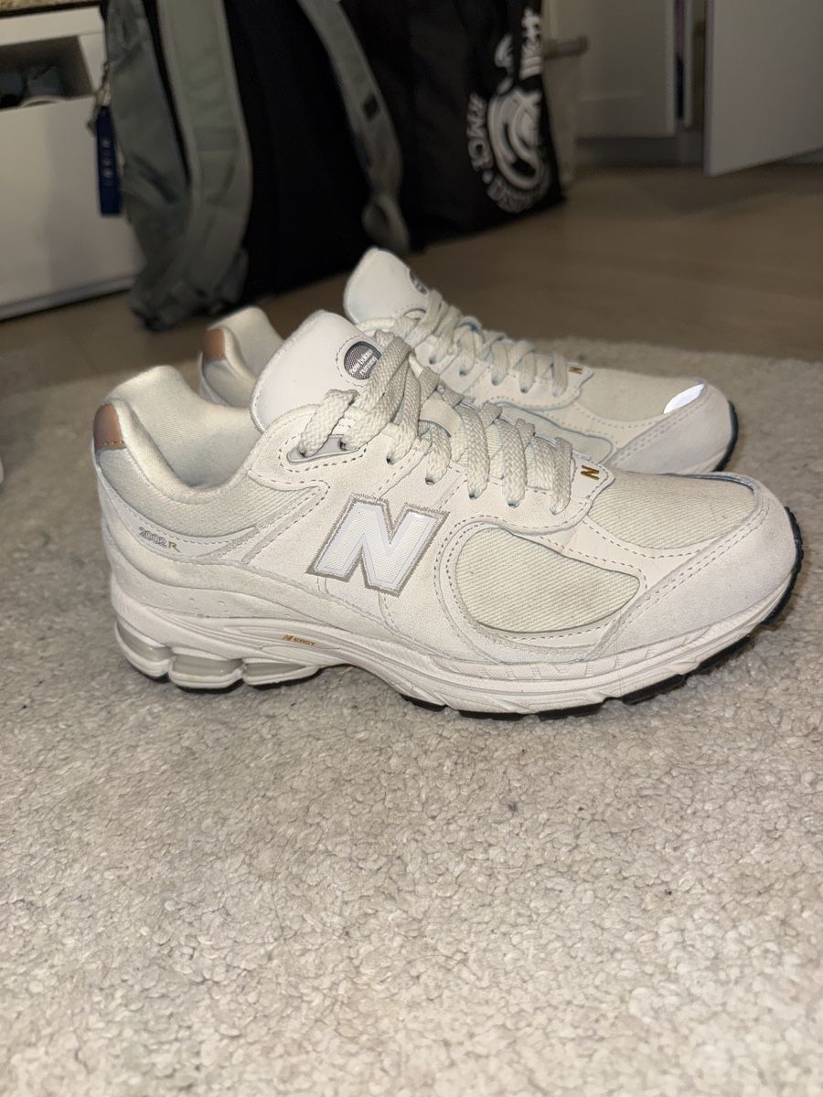 New Balance Scarpe da uomo: New Balance 2002r – Nuovo (secondo la descrizione) da Immensee venduto da meg_5pqk 2