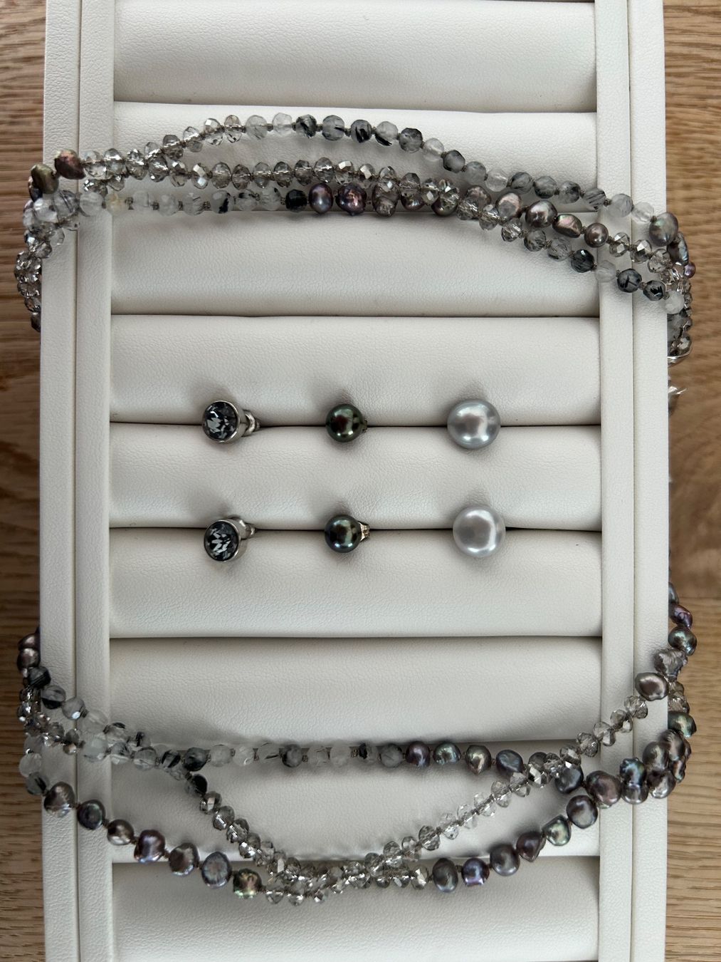 Altri gioielli: Schmuck-Set mit Zuchtperlen Nr. 28 – Nuovo (secondo la descrizione) da Rothenburg venduto da stacostaco 1