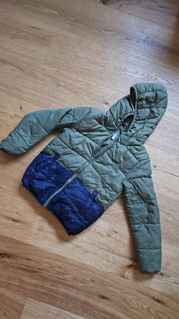 Steppjacke grün blau mit Kapuze Grösse 128
