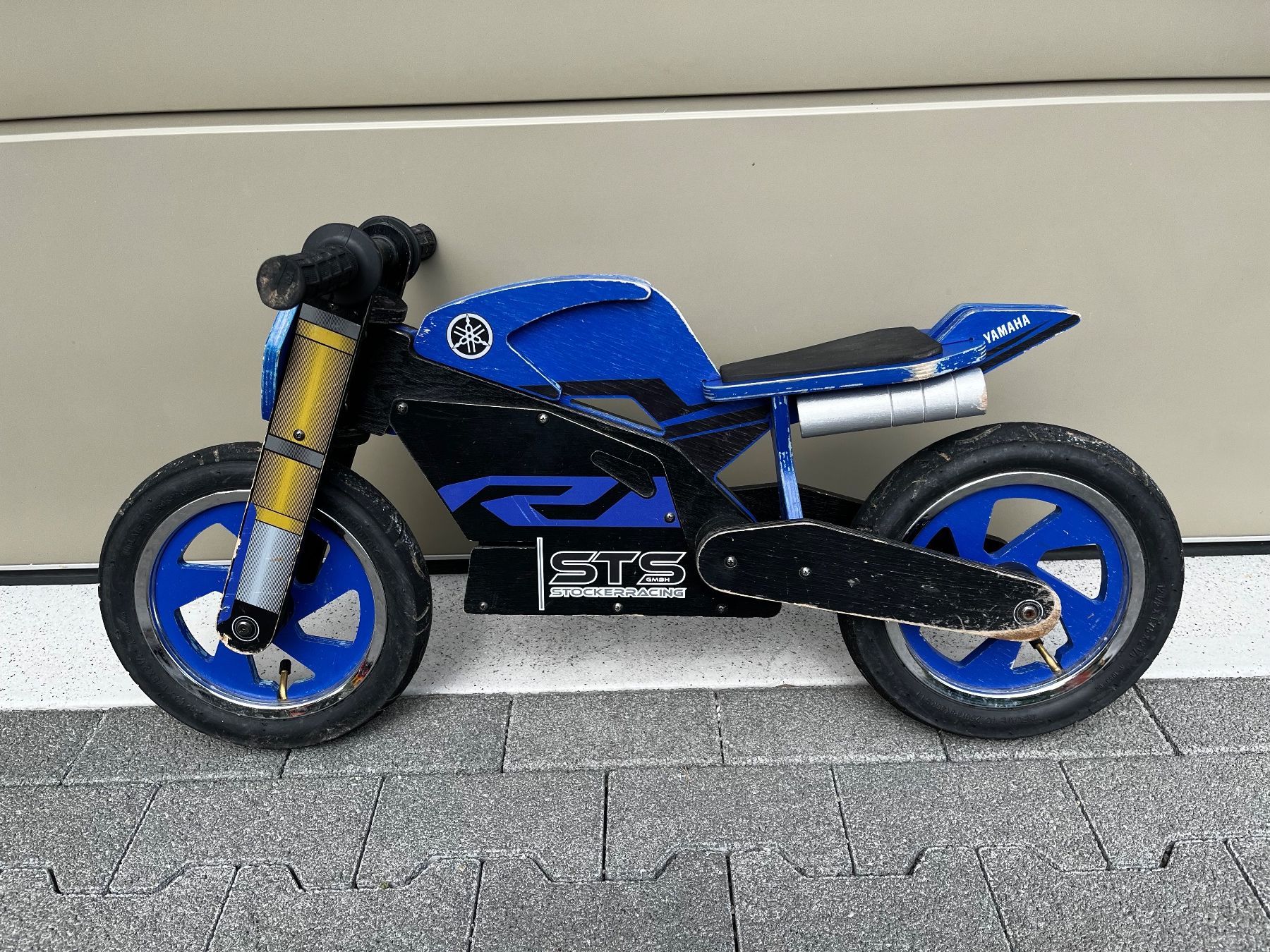 Veicoli per bambini: Yamaha Laufrad aus Holz – Usato da Abtwil AG venduto da AbtWilAG 1