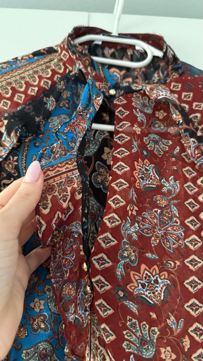 Zara Chemisiers: ZARA BLUSE GRÖSSE S – D'occasion à Sargans par dia_xw6j 2
