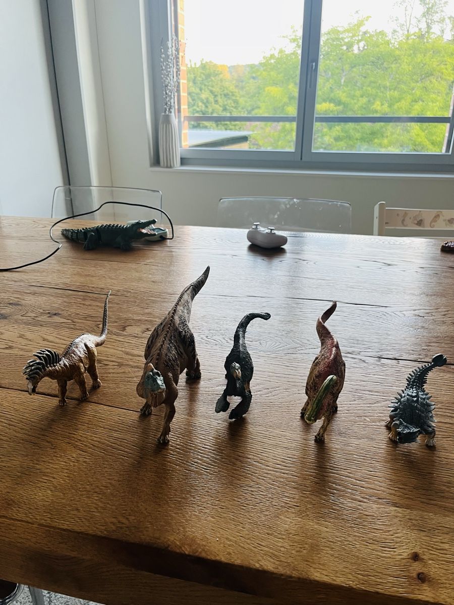 Schleich Figuren: Schleich Dinosaurier – Gebraucht aus Zürich von ani_h8t9