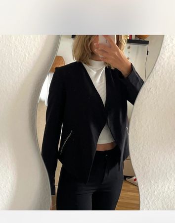 Black  H&M blazer 🖤👩🏼‍💻