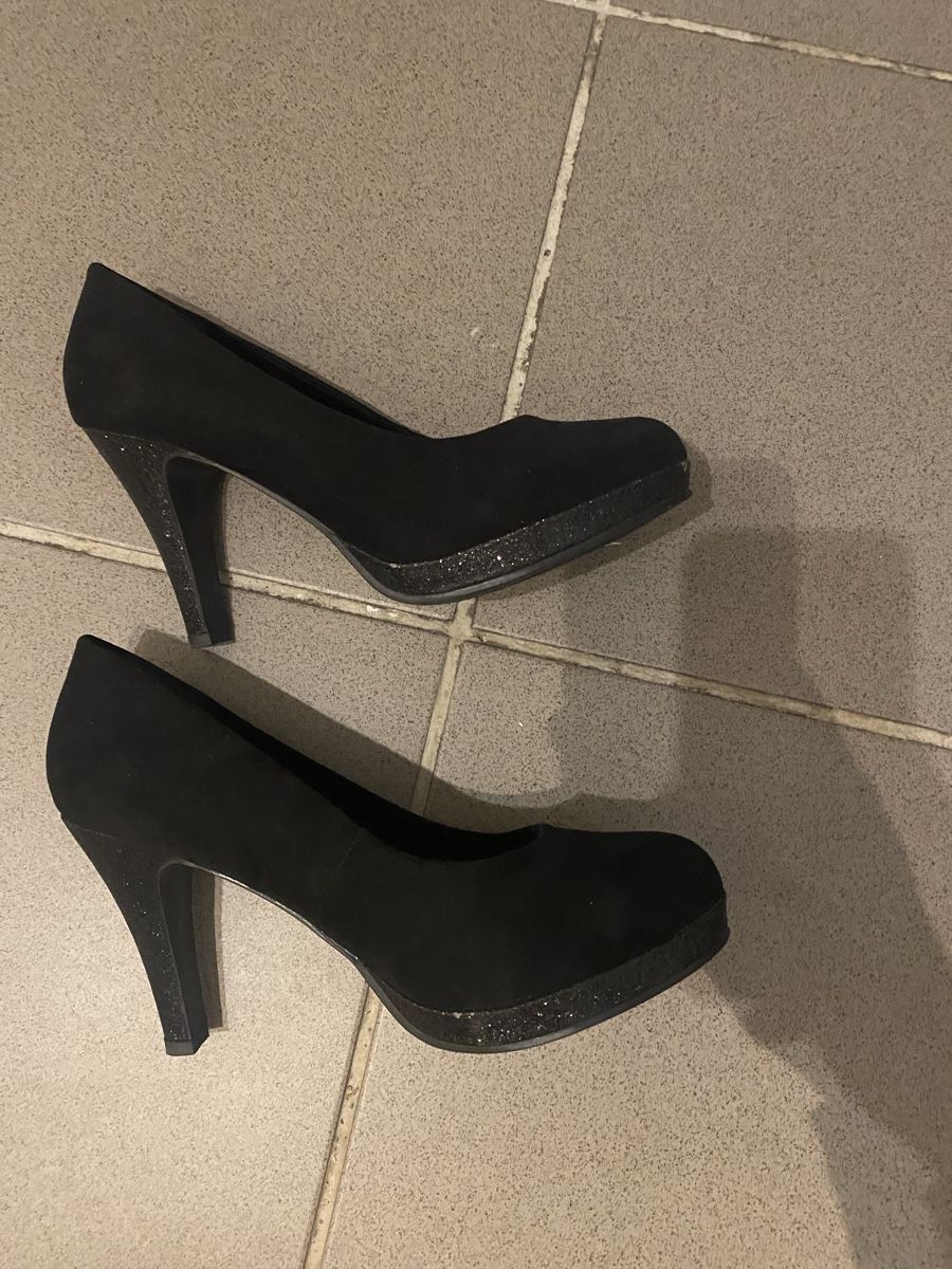 Damenschuhe: Pumps schwarz – Gebraucht aus Luzern von oli_6x2r