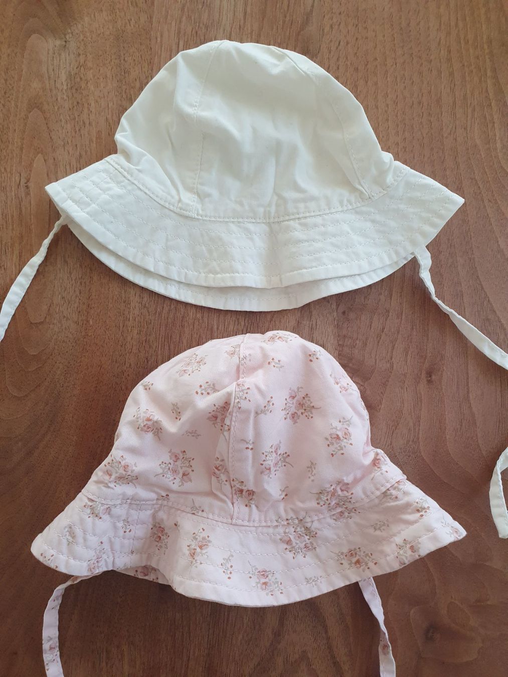 H&M Lotti & Set di vestiti: Süsses Baby-Set Mädchen 56 – Usato da Schwarzenberg LU venduto da alegria684 6