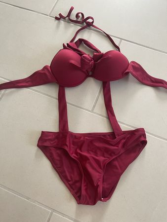 Neu Bikini Gr M mit Bügel