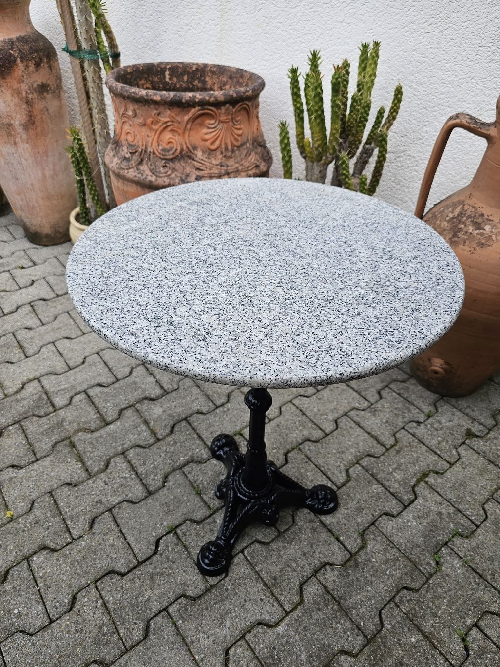 Tavoli: Bistrotisch Granittisch Balkontisch – Usato da Villnachern venduto da hasta08 6