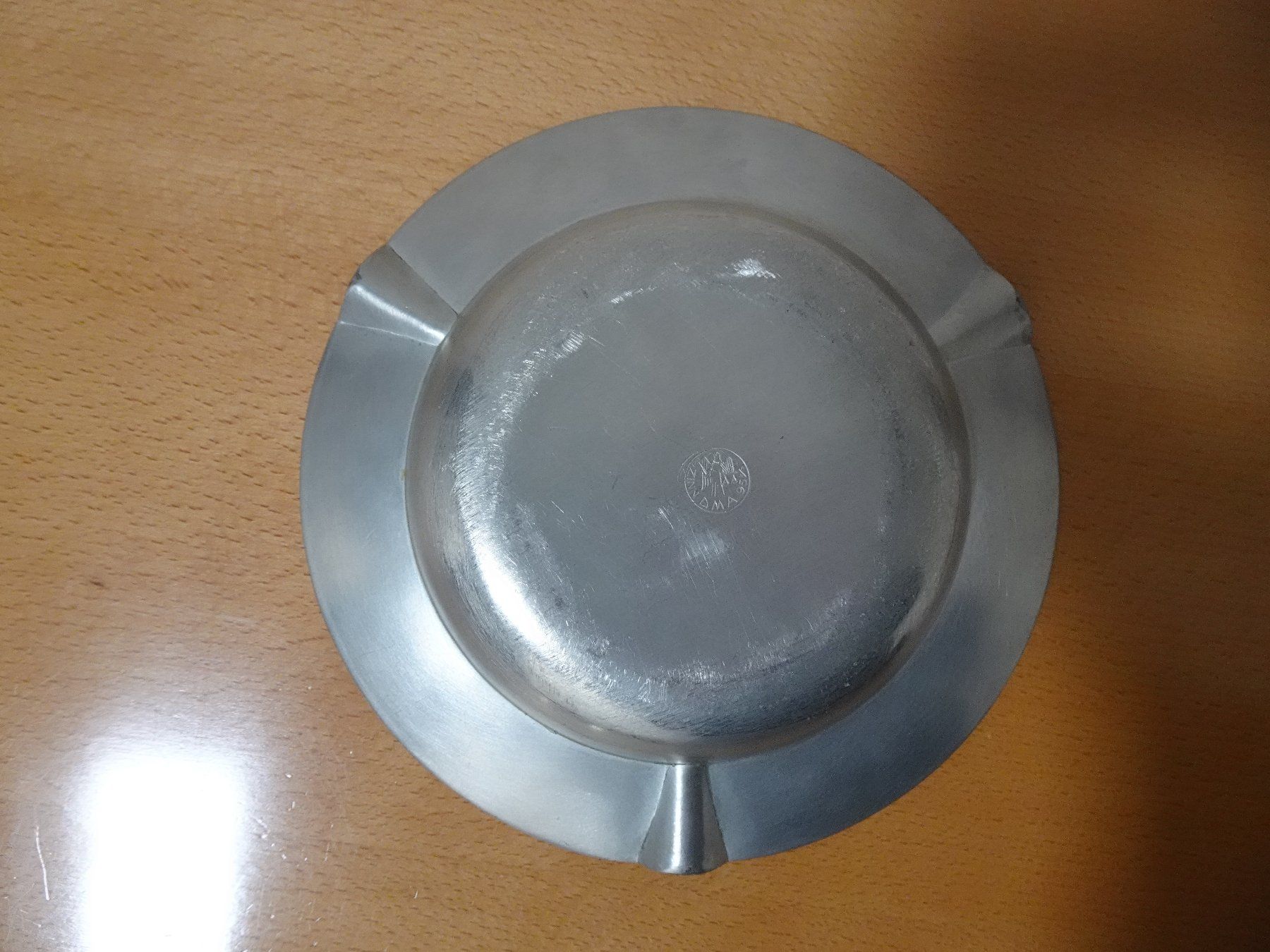 Plateaux: Plat en étain – D'occasion à Confignon par Talenchant73 1