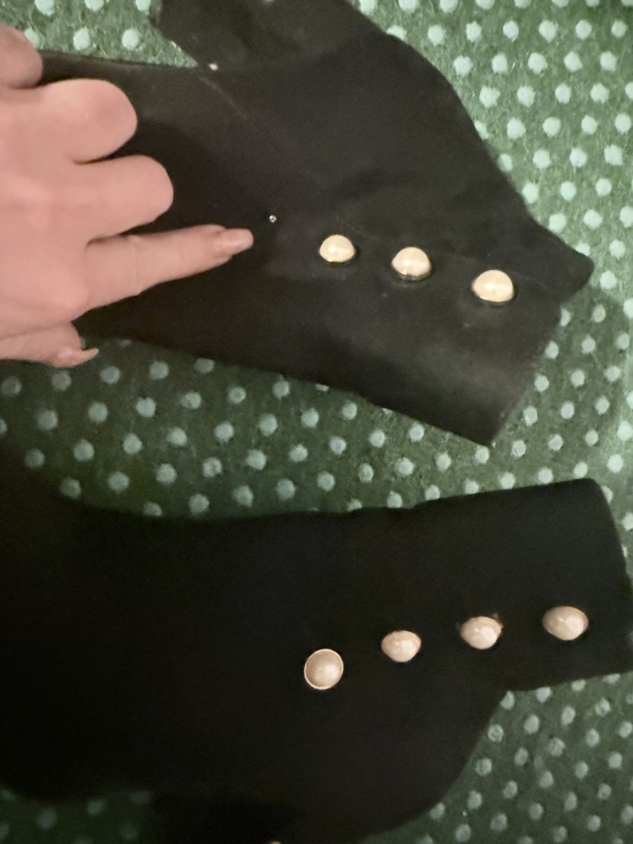 Damenschuhe: Schwarze Stiefeletten mit Perlen, Grösse 39 – Gebraucht aus Zürich von Krikri21 1
