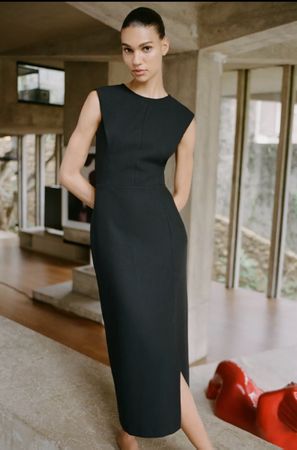 schwarzes Midikleid, Größe S/robe midi noire, taille S.