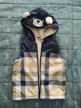 Weste mit Kapuze, Gr. 24M