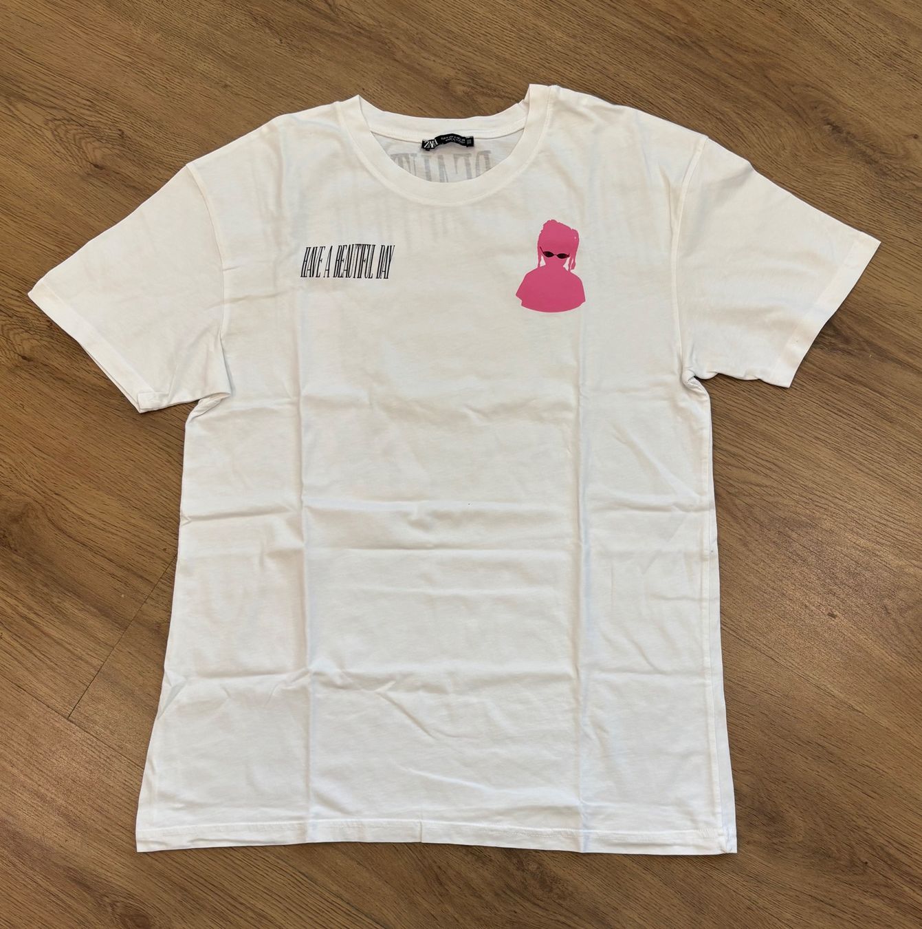 Zara T-shirt: Cooles T-Shirt - Zara - Backprint - Gr. S – Usato da Brügg BE venduto da rutschimedizin