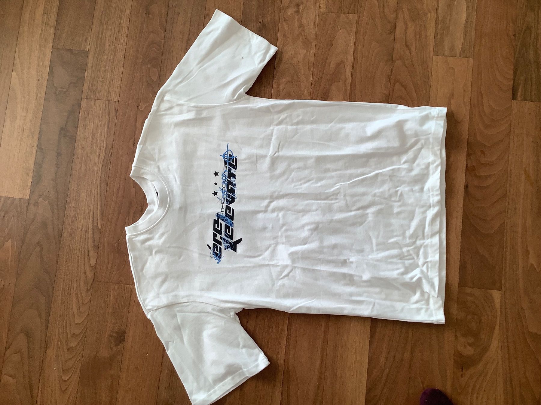 T-shirt: Ére x Elevate T-Shirt – Nuovo (secondo la descrizione) da Zumikon venduto da malvy19