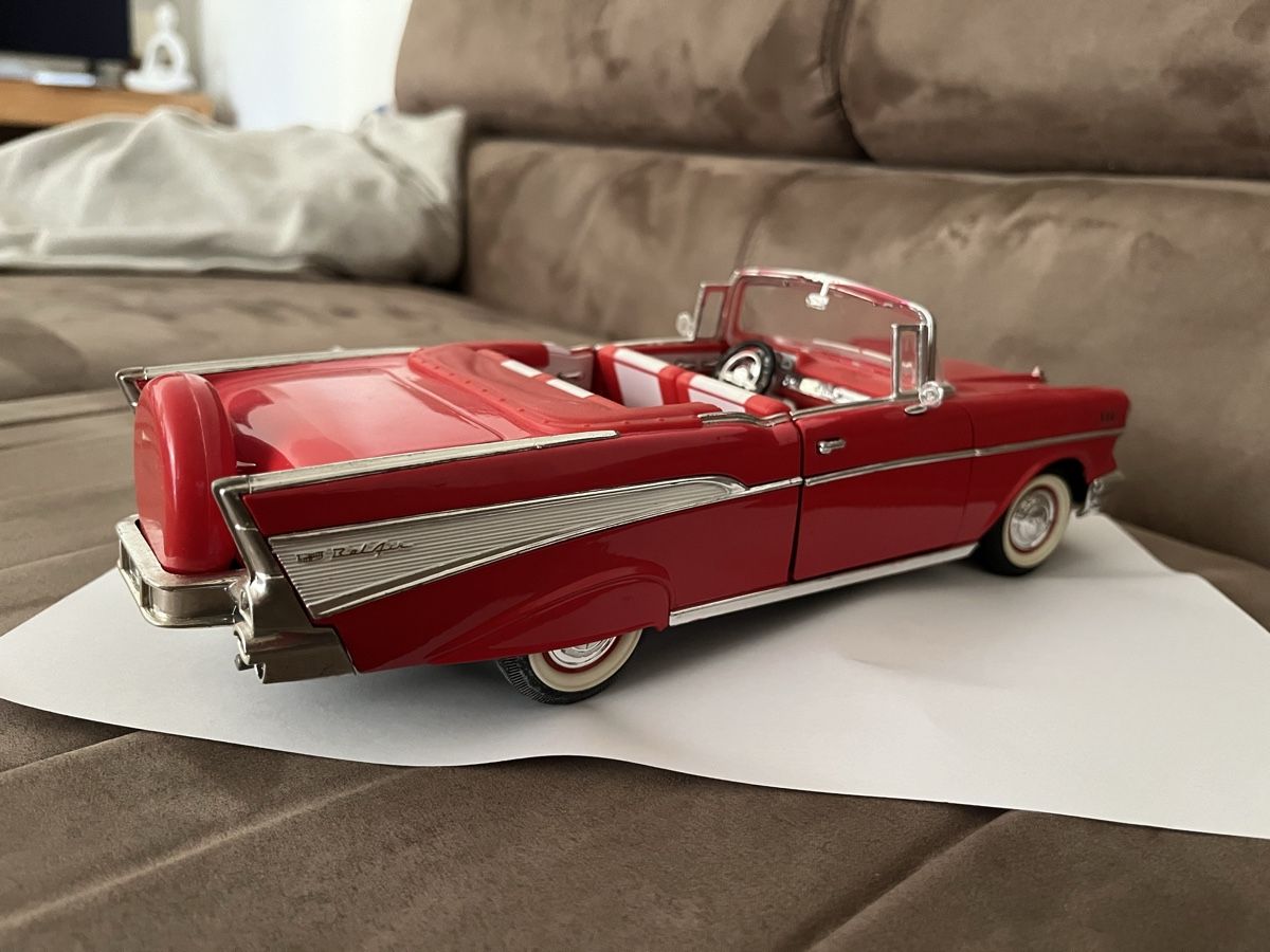 Chevrolet Modellini d'auto: Chevrolet BelAir 1957, 1/18 – Usato da Saxon venduto da Kwik25 2
