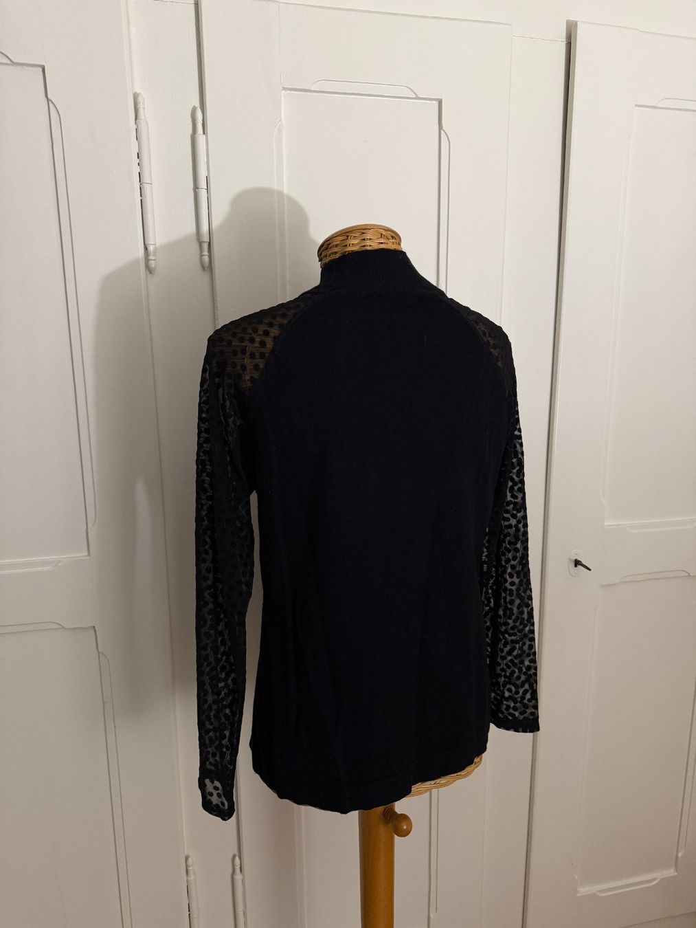 Pullover & Sweatshirts: AUGUST SILK - Feinstrick Langarmshirt schwarz S – Gebraucht aus Zürich von Diazaio 2