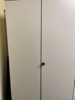 Letzte 5 Tage! Aktenschrank aus Holz mit Metallregale.