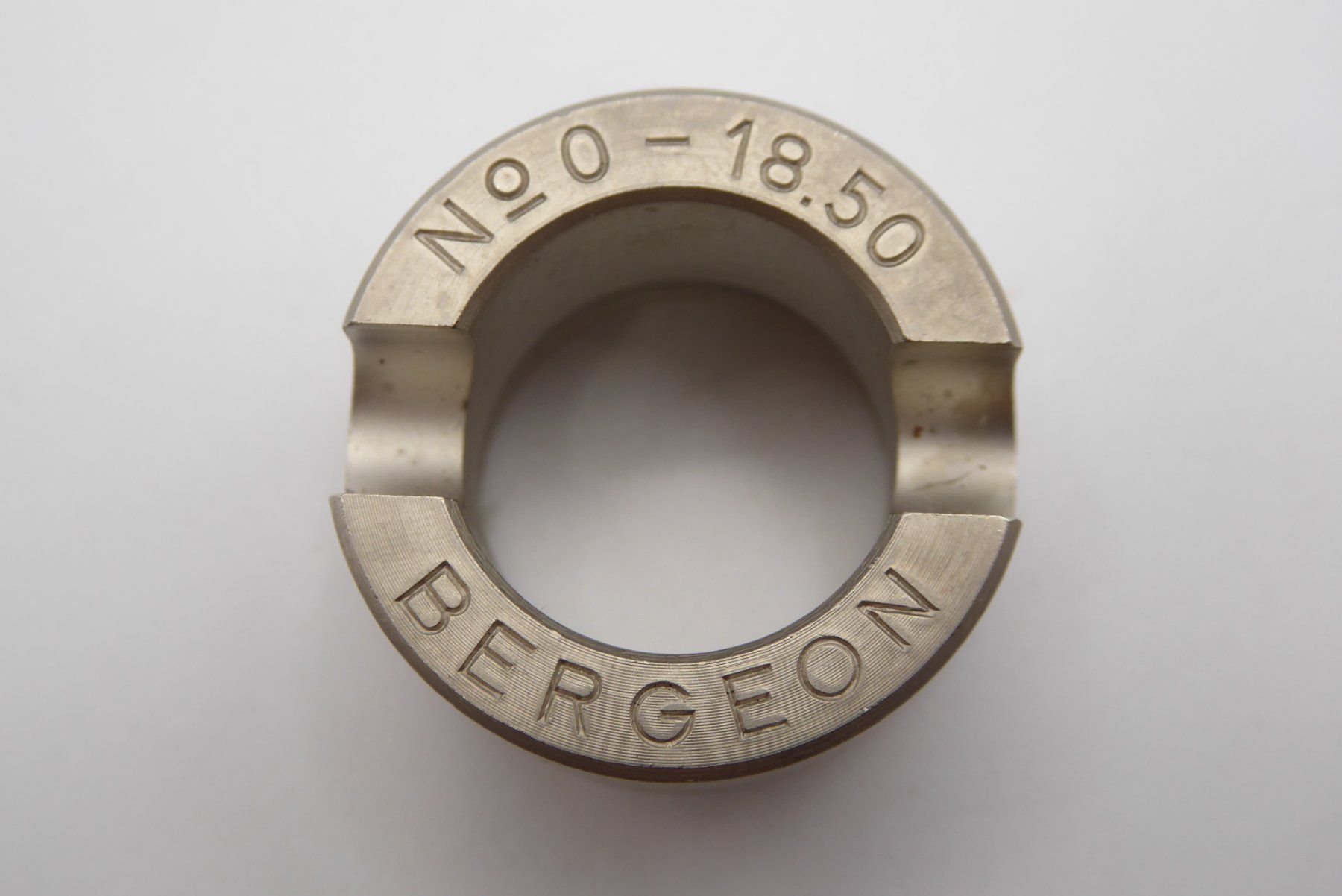 Bergeon Tutti gli attrezzi: Bergeon watches case back remover Nº0 - 18.50 – Nuovo (secondo la descrizione) da Geneve venduto da adr_xk6n 1
