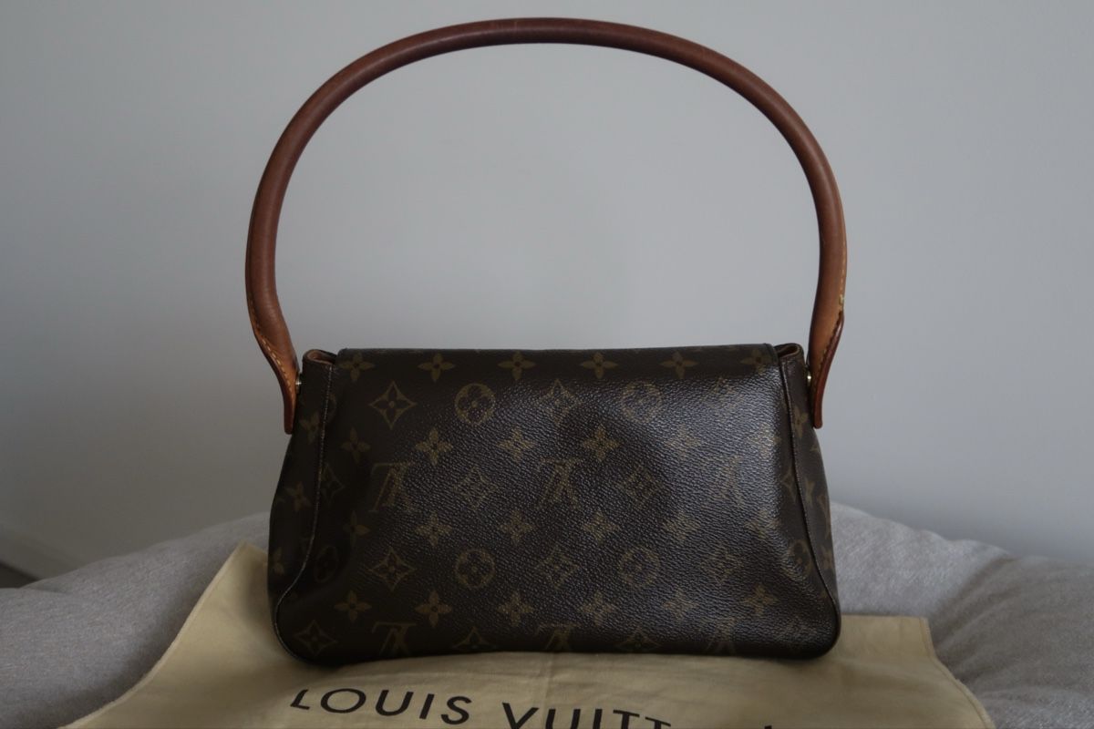 Louis Vuitton Sacs femmes: Louis Vuitton Mini Looping – D'occasion à Zürich par mad_2dwc 3