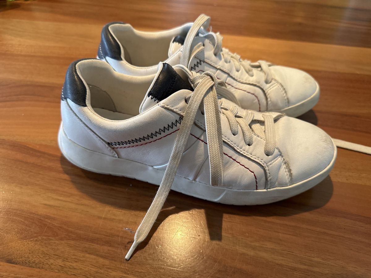 Tamaris Herrenschuhe: Turnschuhe Tamaris Grösse 37 – Gebraucht aus Wolhusen von Subi688 1