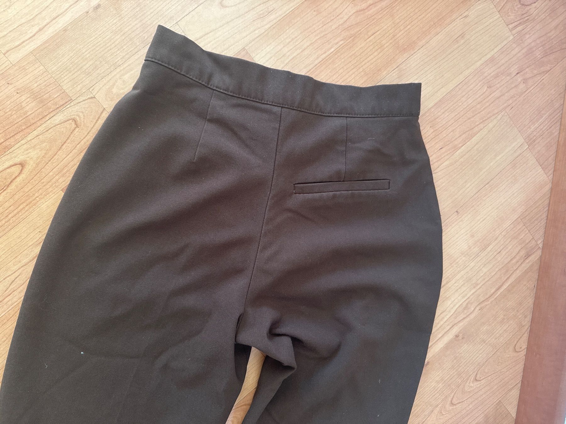 Pull&Bear Hosen: Damen Freizeithose uni braun Grösse XS – Gebraucht aus Schlieren von nowaya 2