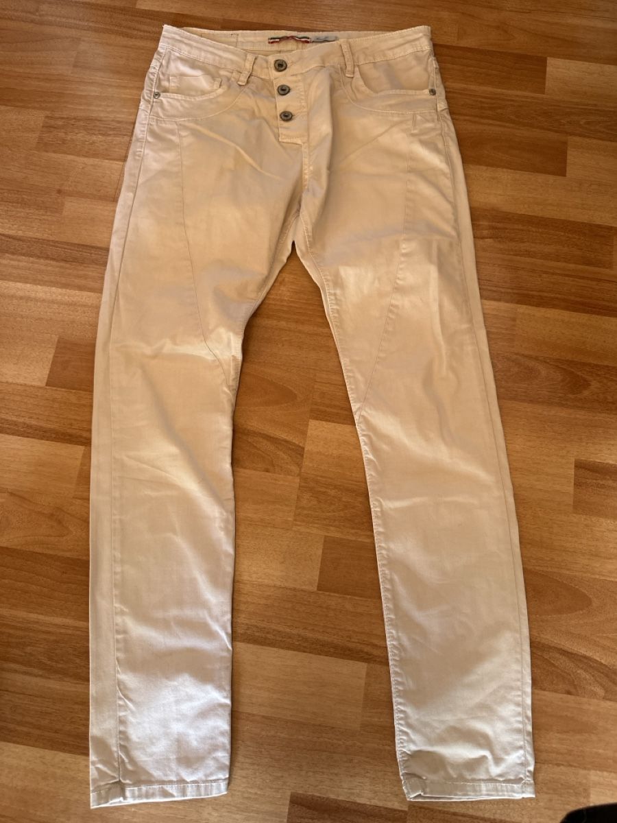 Please Jeans Pantaloni: Please Hose beige Gr. S einf. Bundweite ca. 37 cm – Usato da Wald AR venduto da sim_m9vw
