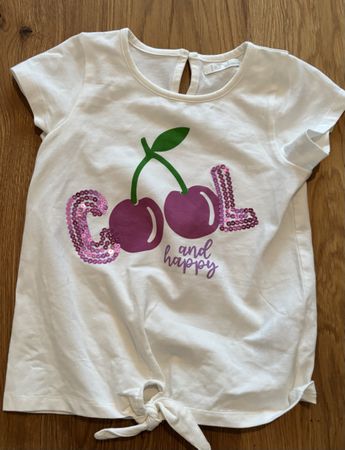 Cooles Shirt mit Kirschen, Grösse 98/104, NEU