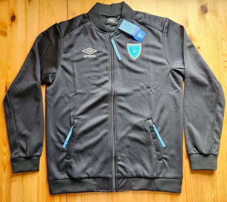 Guatemala Jacke NEU Umbro Gr. L Fussball Sport