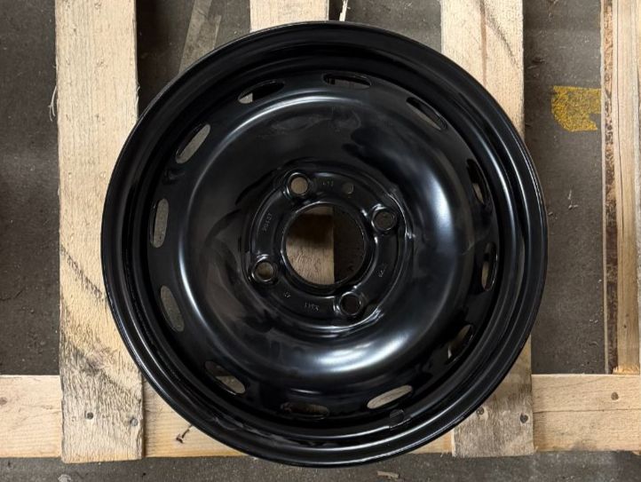 Cerchioni: 1x 5.00Bx13 ET28 – Usato da Biel/Bienne venduto da orpundgarage