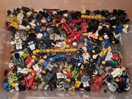 Lego Figuren Teile, etc.  Versand möglich