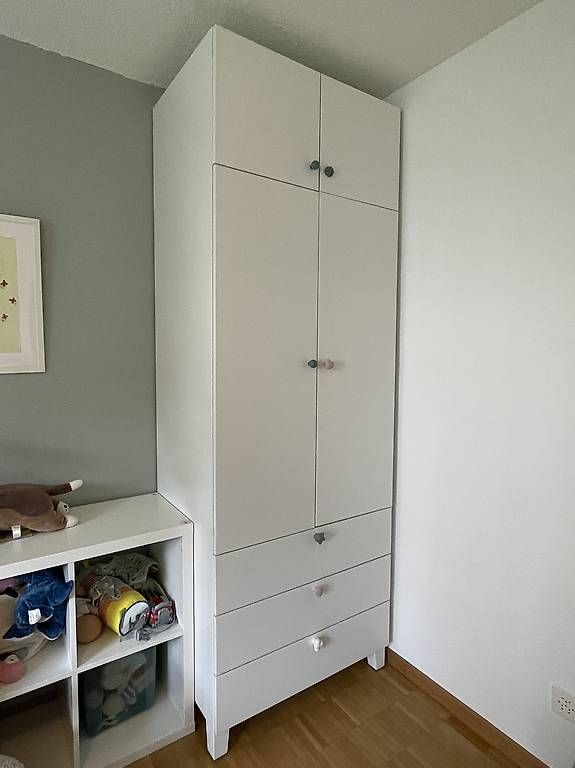 Armadi: Schrank 80x60x235 – Usato da Zürich venduto da martagd
