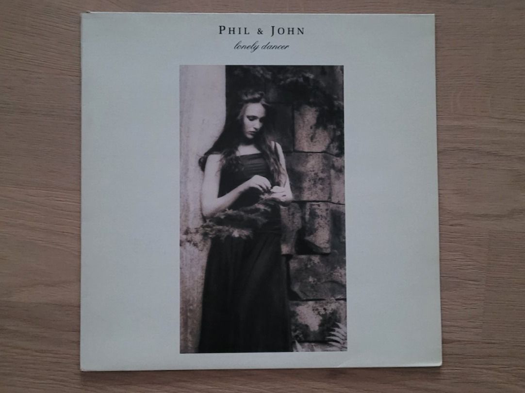 Vinyles: LP   Phil & John – D'occasion à Martigny par MZ-67