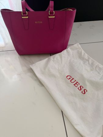 Guesstasche Pink, neuwertig, Top Zustand, ideal für Sommer!