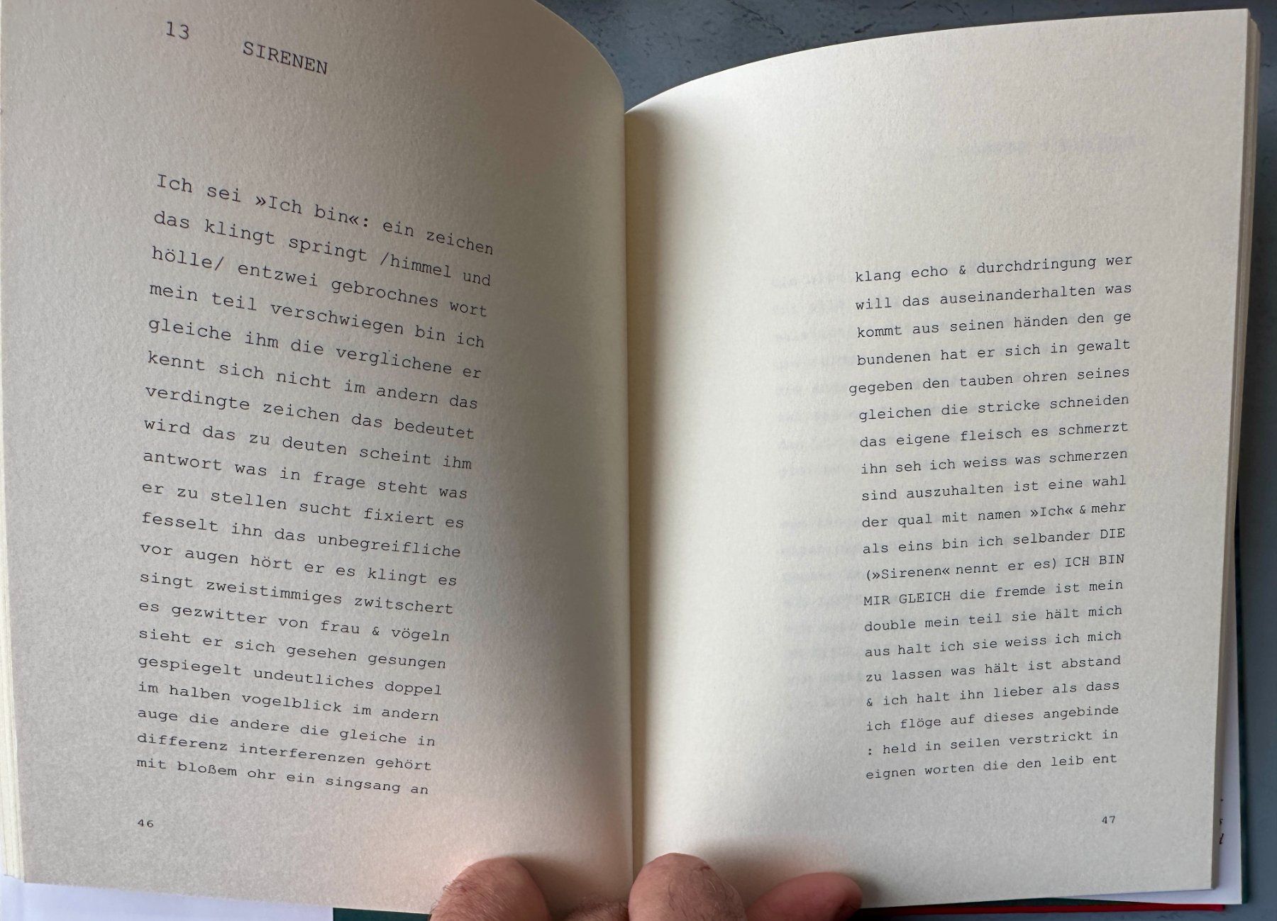 Libri: Barbara Köhler, Andrea Wolfensberger: No One's Box. – Usato da Zürich venduto da allp 7