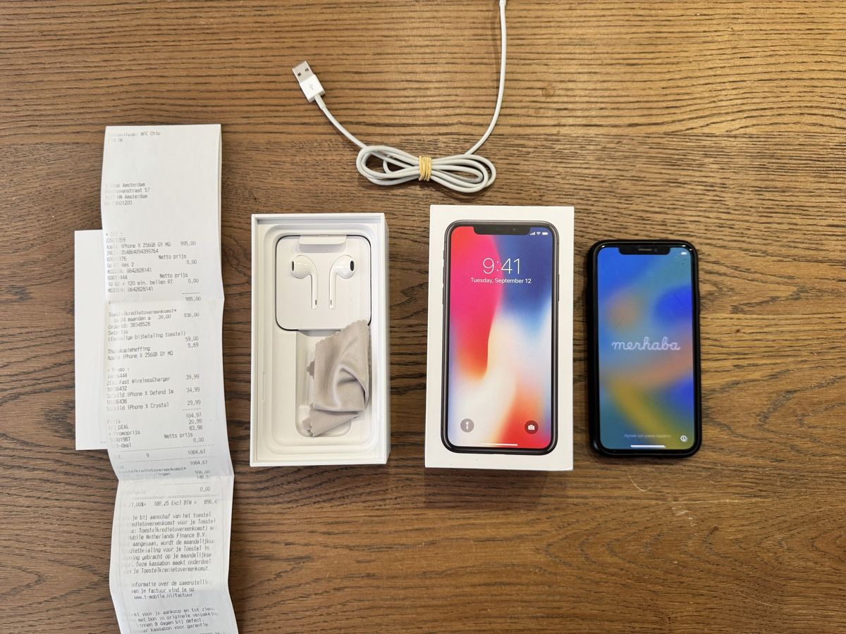 Apple Telefoni cellulari / Smartphones: iPhone X 256GB  – Usato da Glattpark(Opfikon) venduto da ale_mg8x 1