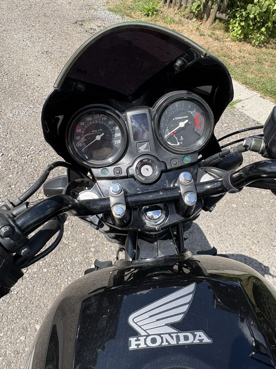 Honda Strasse: Honda CBF500A schwarz – Gebraucht aus Neukirch (Egnach) von liiaahh 1