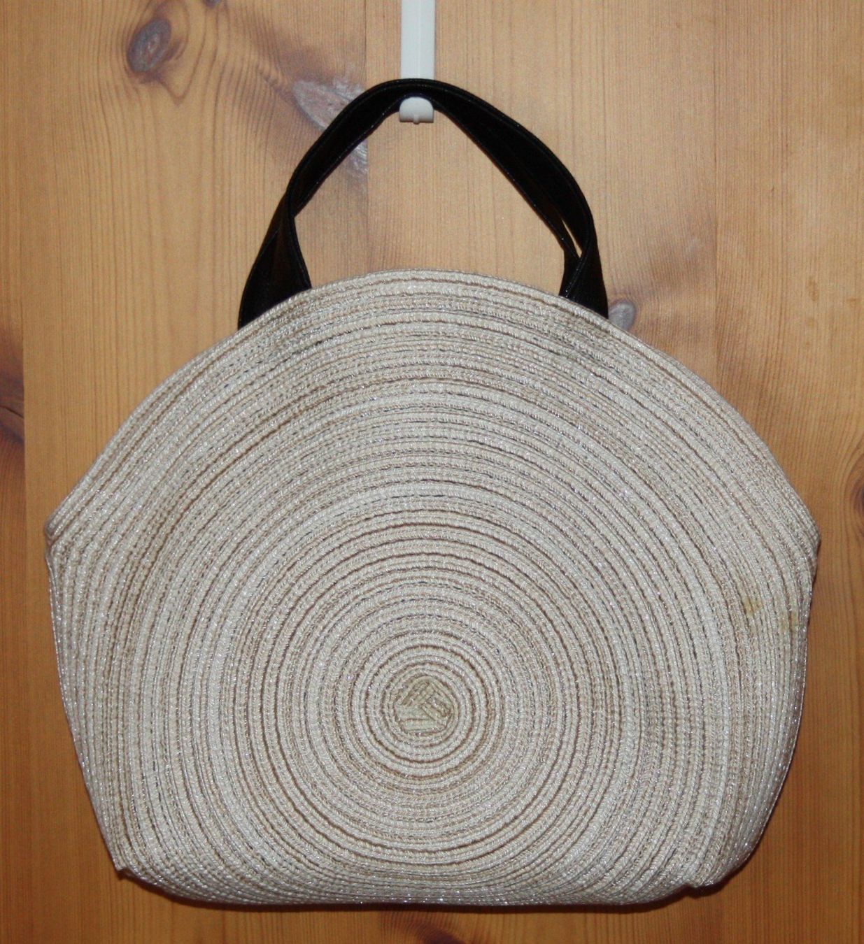 Borse da donna: Tasche beige - schwarz mit Satin Schleifen – Nuovo (secondo la descrizione) da Flüelen venduto da Diversicum-HandMade 2