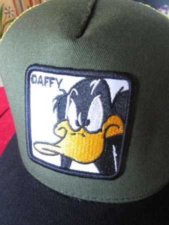 TRUCKER CAPE MÜTZE *DUFFY DUCK*UNGETRAGEN AUS DER VITRINE