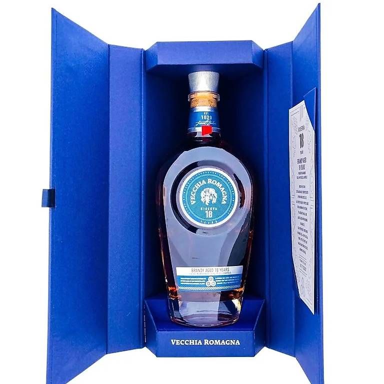 Bevande alcoliche: Vecchia romagna 18 anni geschenkbox – Usato da Münchenstein venduto da dav_66gf