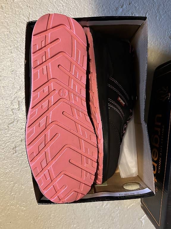 Scarpe da uomo: Arbeitsschutzschuhe Grösse 41 – Usato da Solothurn venduto da Sunshine315 2
