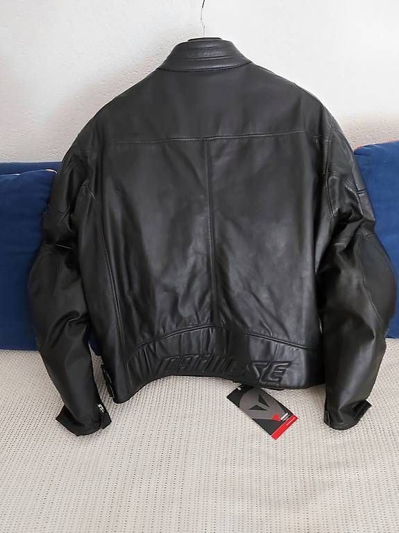 Jacken: Veste moto Dainese taille 60 – Gebraucht aus Vuadens von ani31 1