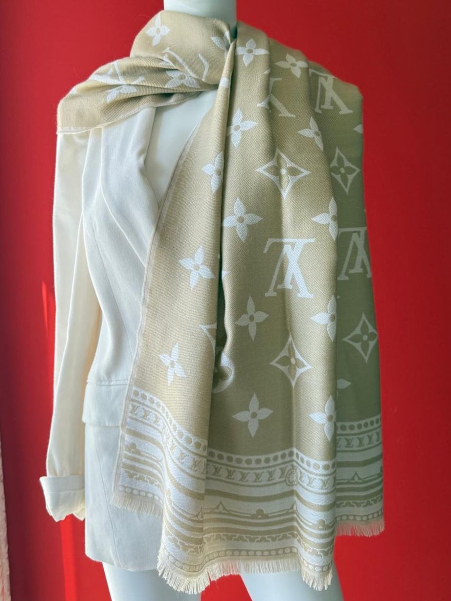 Louis Vuitton Foulard & Sciarpe: Louis Vuitton Schal, Amazingram, Wendeschal – Usato da Oberarth venduto da SSS. 1