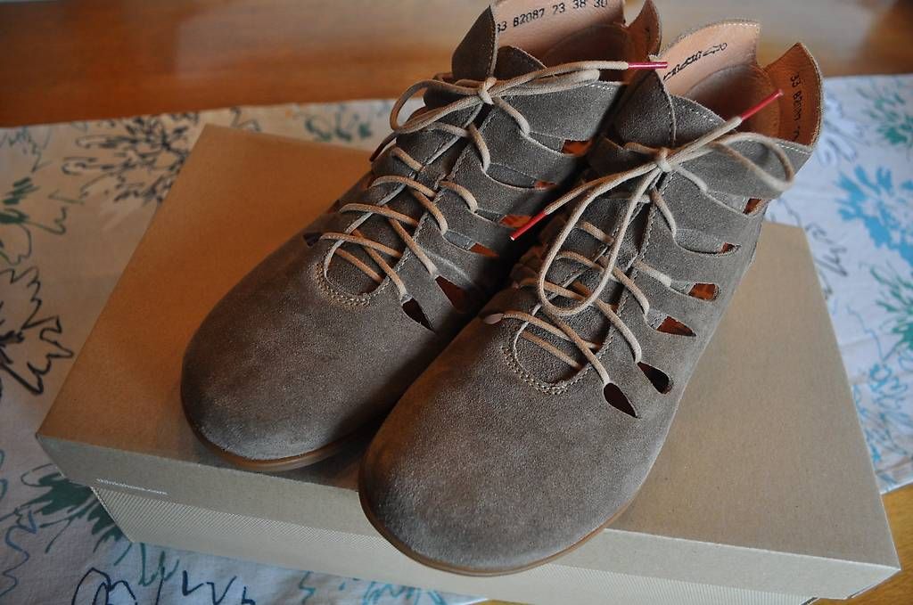 Think Damenschuhe: THINK! Sommerschuhe, Leder, Gr. 38 / 5 NEU – Neu und originalverpackt aus Beinwil am See von ABe1 1