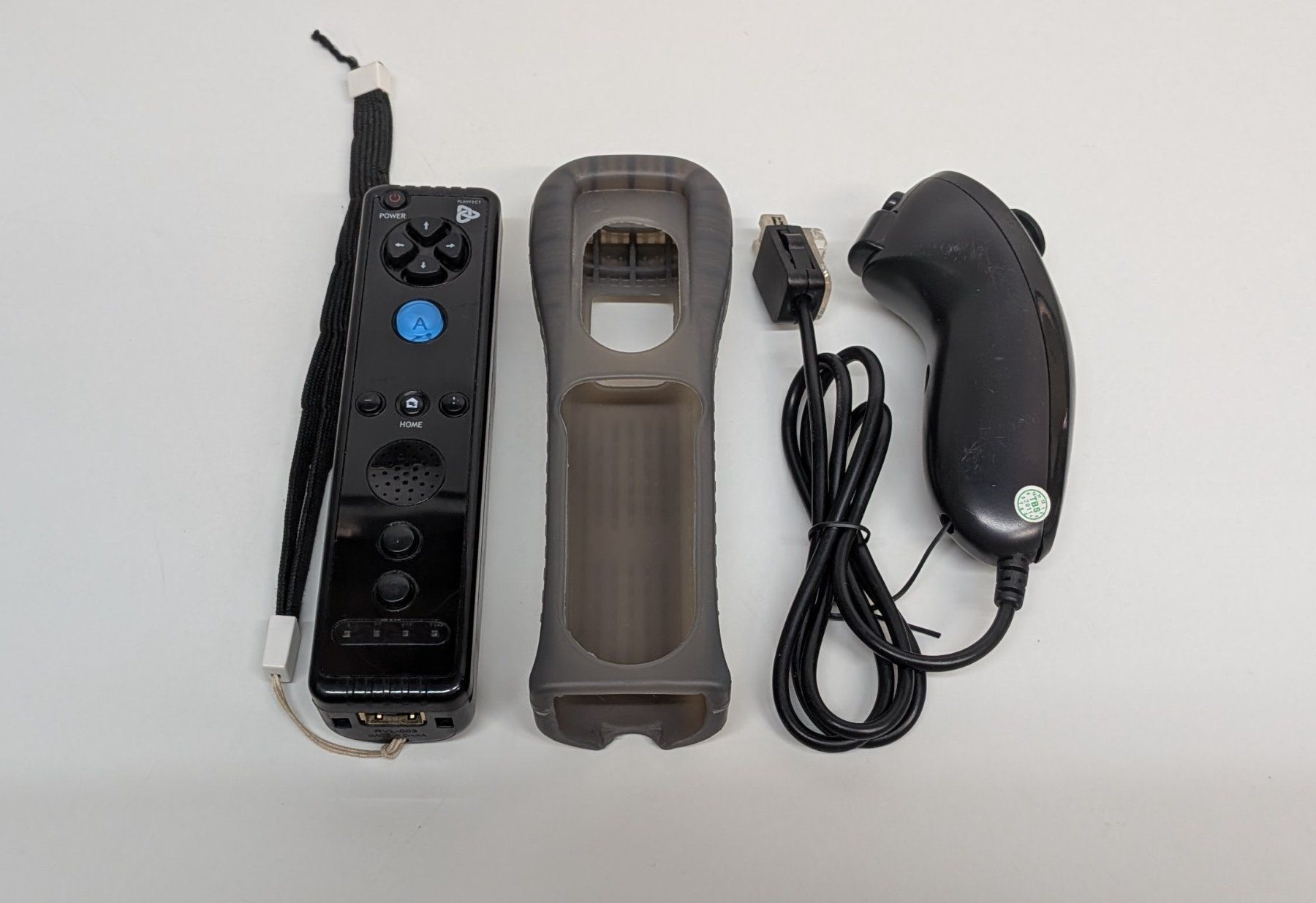 Controller: Wii Controller mit Nunchuck (Dritthersteller) – Usato da Menziken venduto da mame18