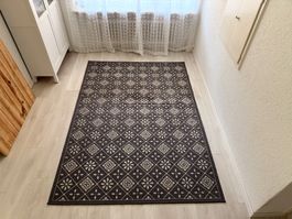 Ikea SNEKKERSTEN Teppich Kurzflor Beige (160 cm x 230 cm)