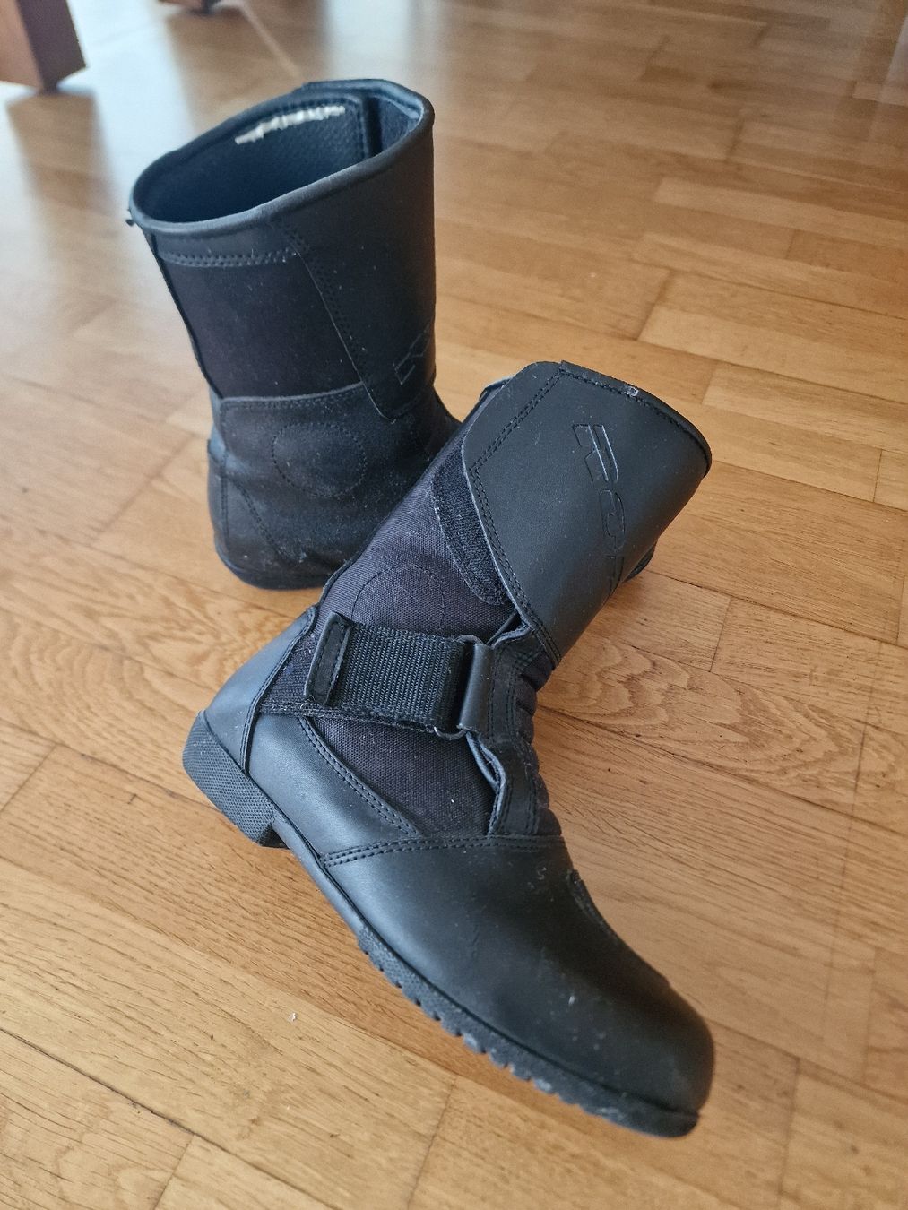 Scarpe da uomo: Motorradstiefel Gr. 38 – Usato da Gunzgen venduto da superdancer67 1